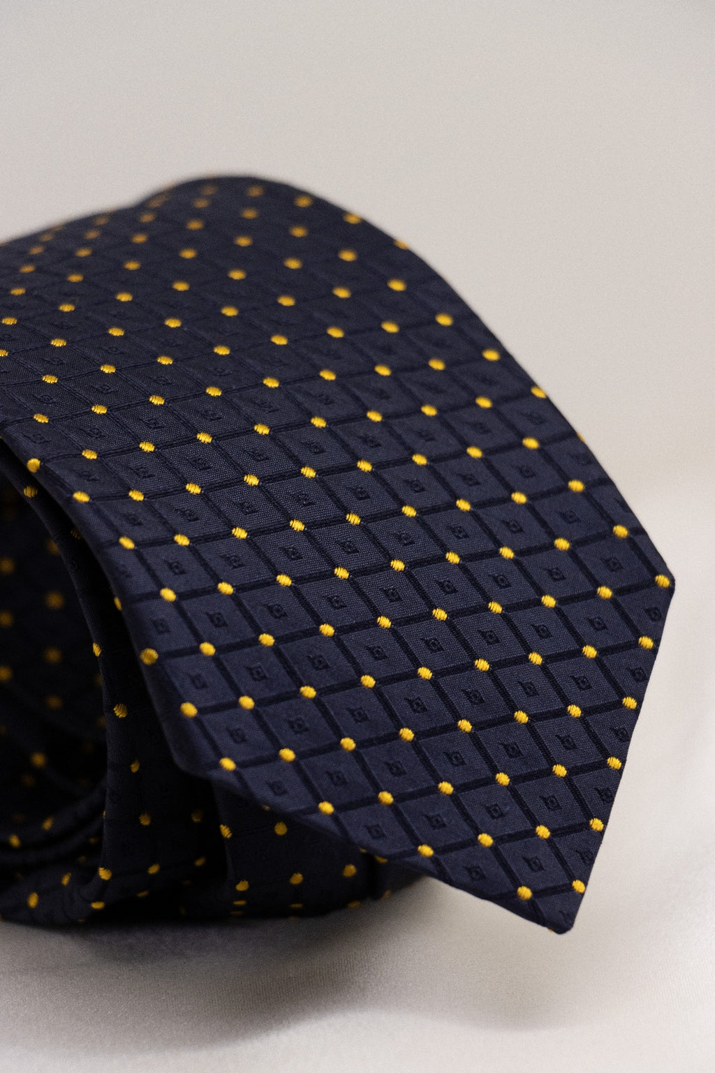 Cravatta Incappucciata in Pura Seta Blu pois Giallo