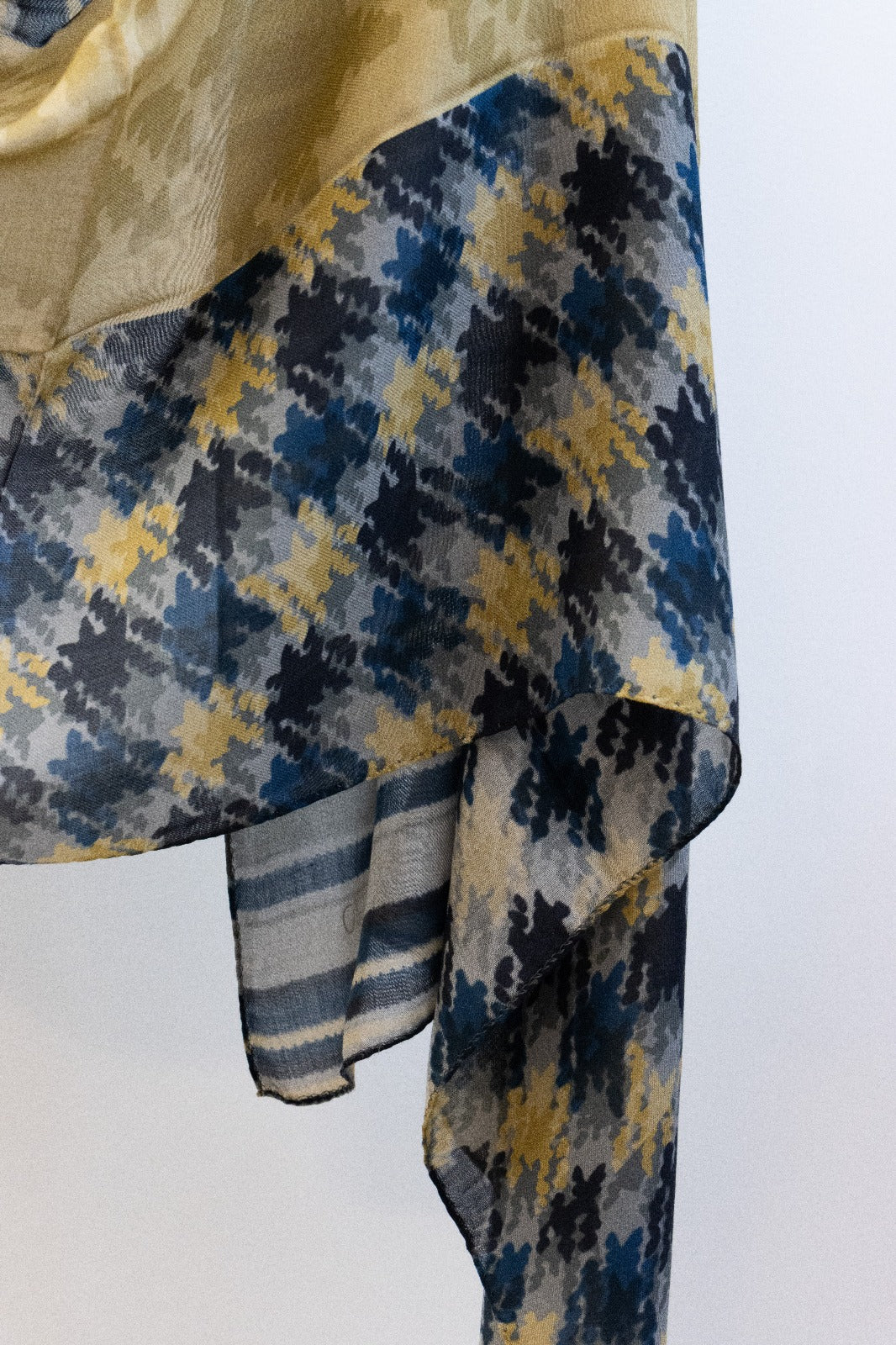 Pashmina Modal e Cachemire Geometrica
