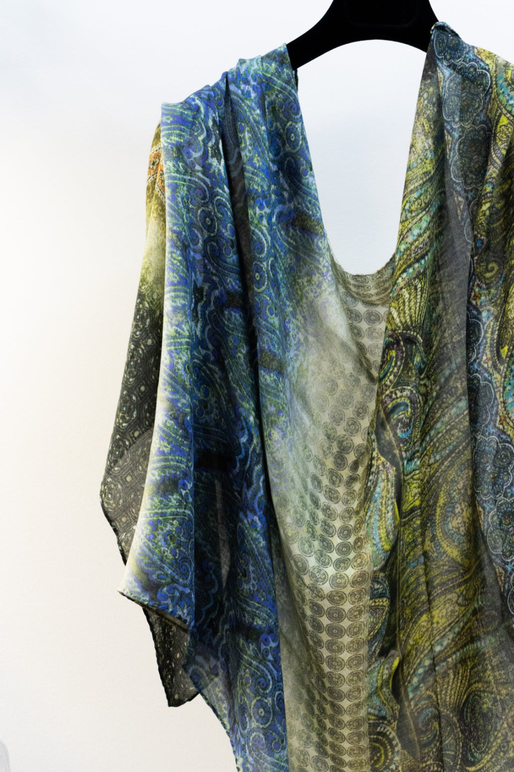 Pashmina Modal e Cachemire geometrico azzurro