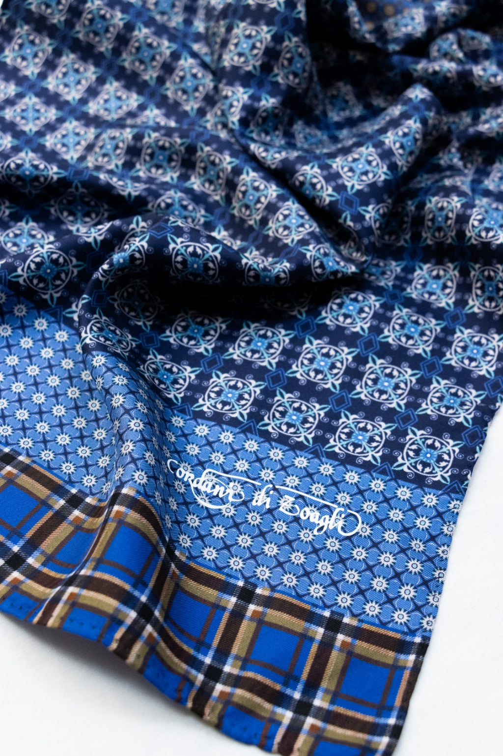 Sciarpa classica in Twill di Pura Seta