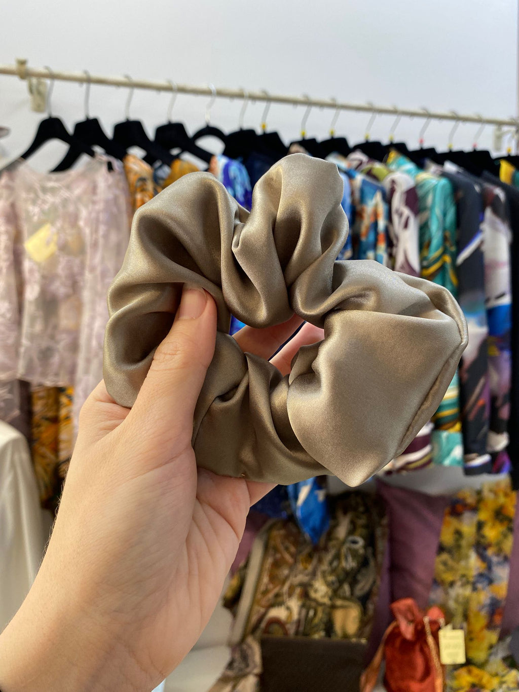 Scrunchies Pura Seta raso tortora