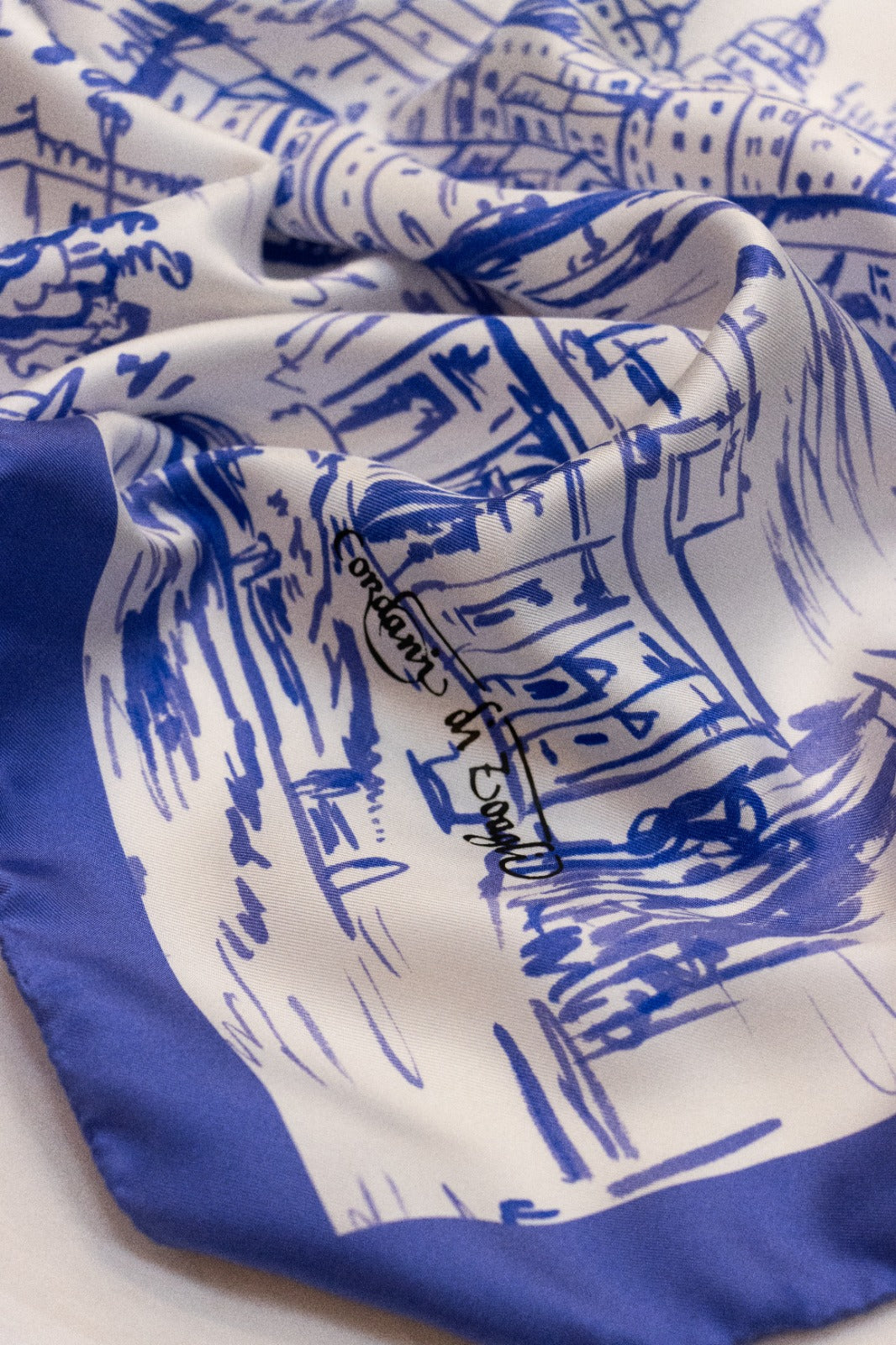 Foulard Classico in Twill di Pura Seta Azzurro e Bianco