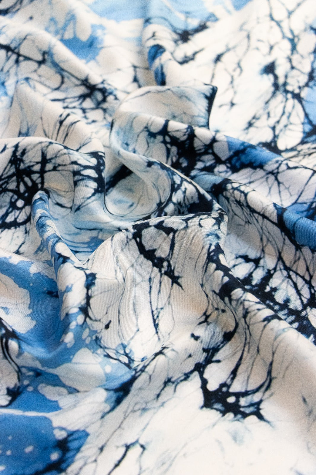 Foulard Classico in Twill di Pura Seta Azzurro e Blu