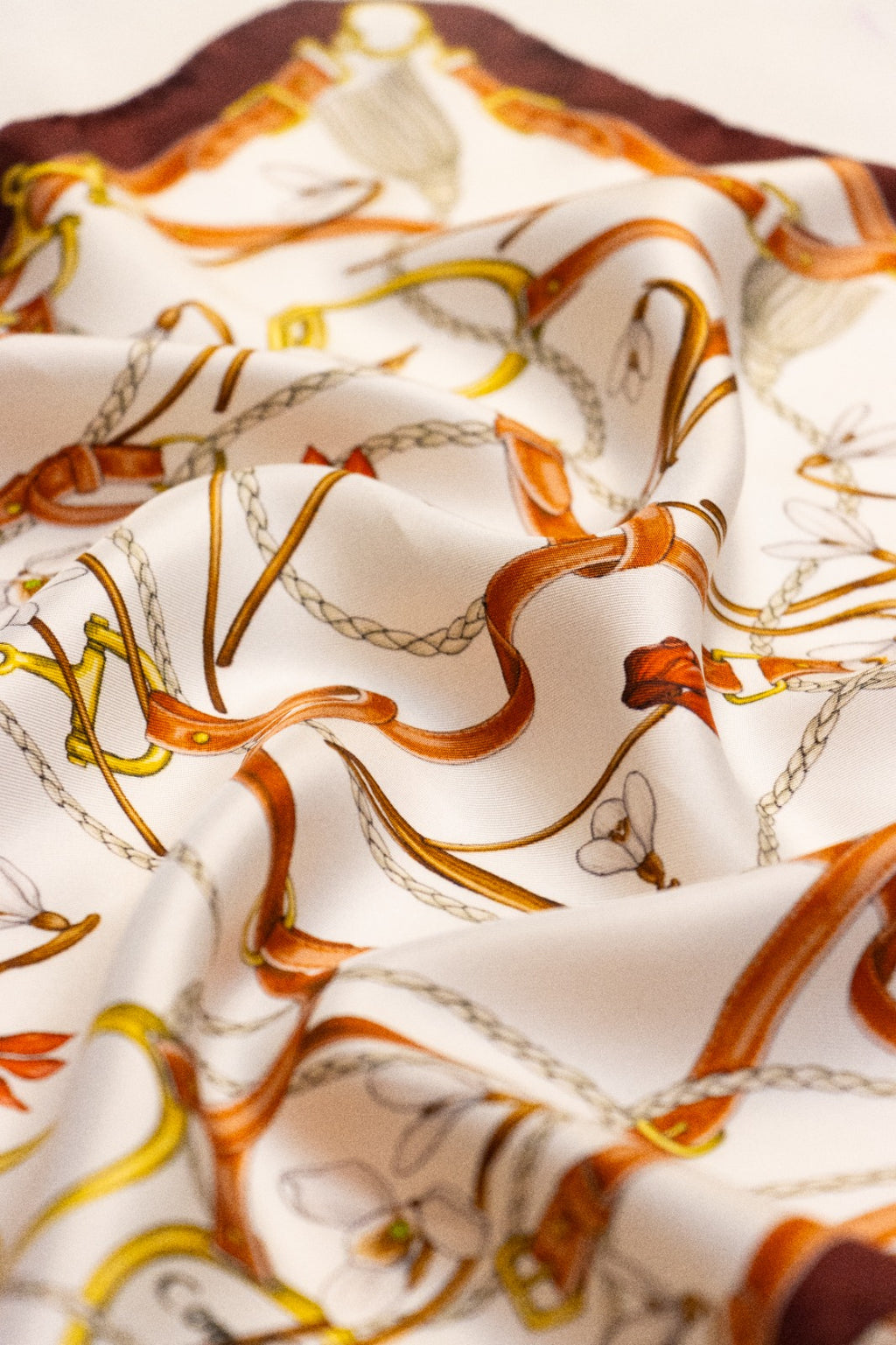 Fularino da collo in Twill di Pura Seta bordeaux