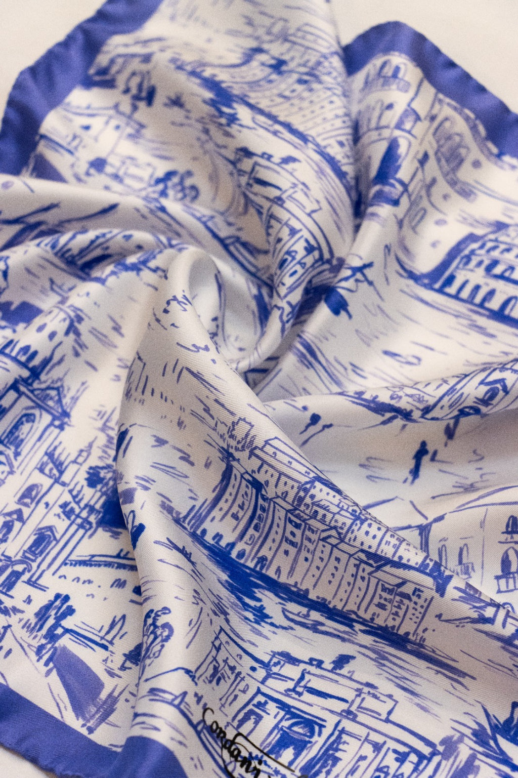 Fularino da collo in Twill di Pura Seta azzurro e bianco