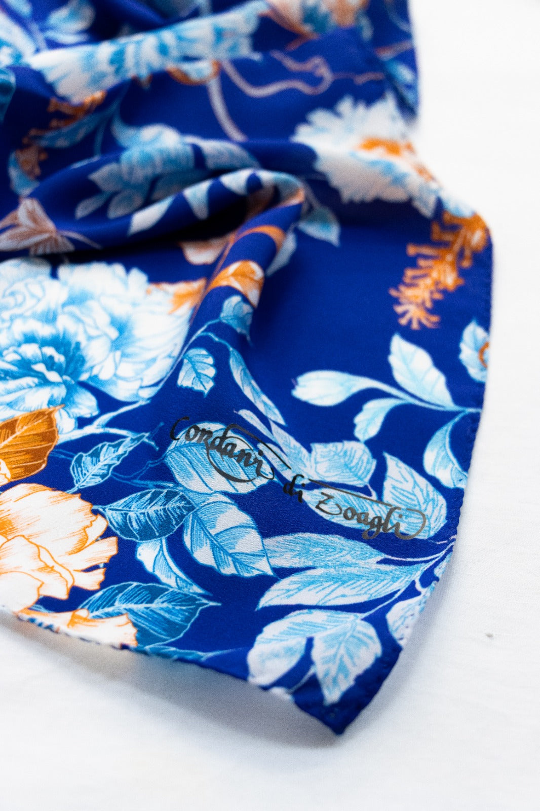 Sciarpa Piccola Seta rose blu