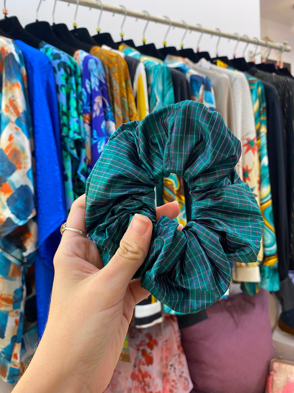 Scrunchies Pura Seta quadretti verdi