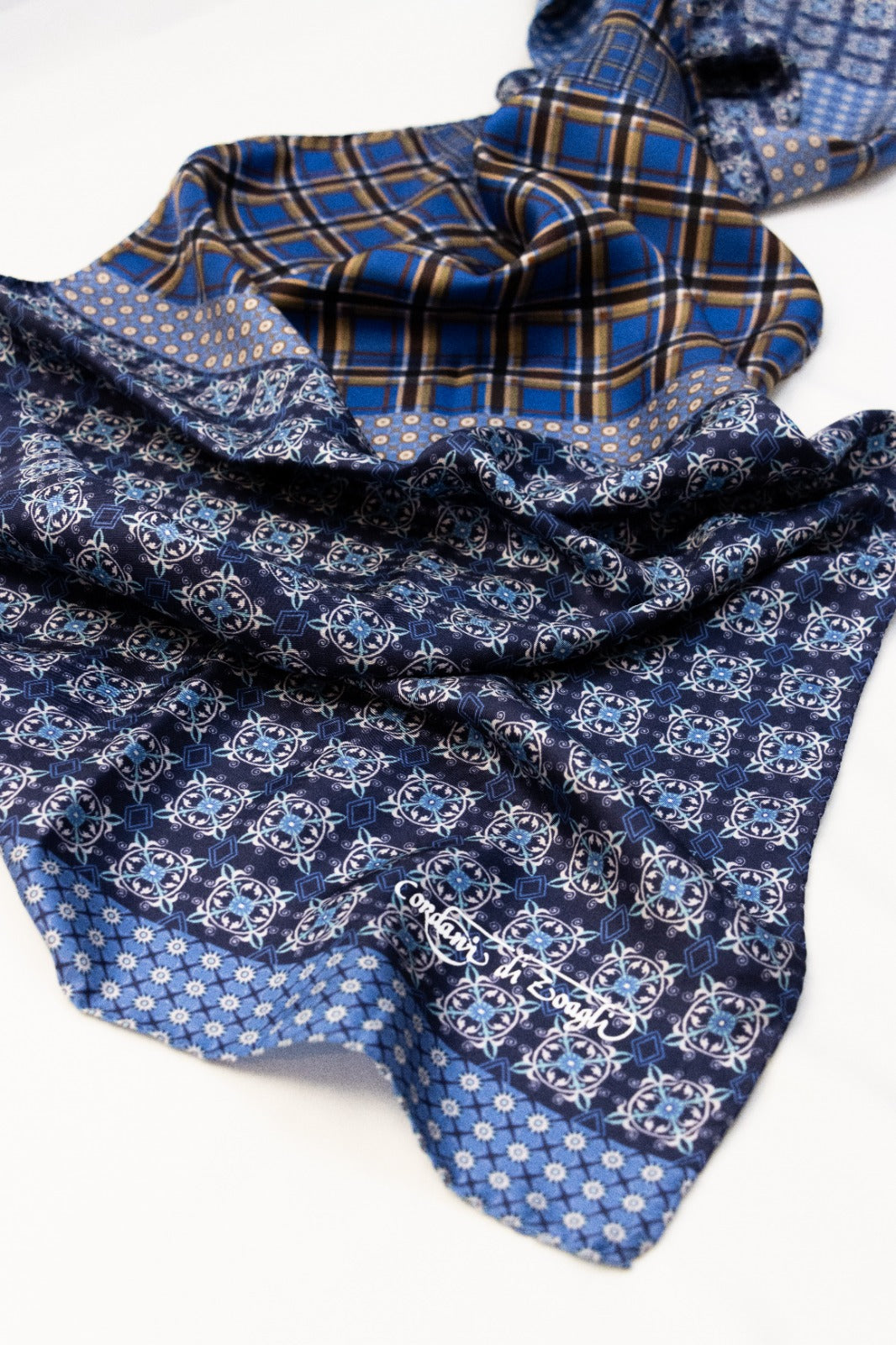 Sciarpa classica in Twill Blu e Nocciola