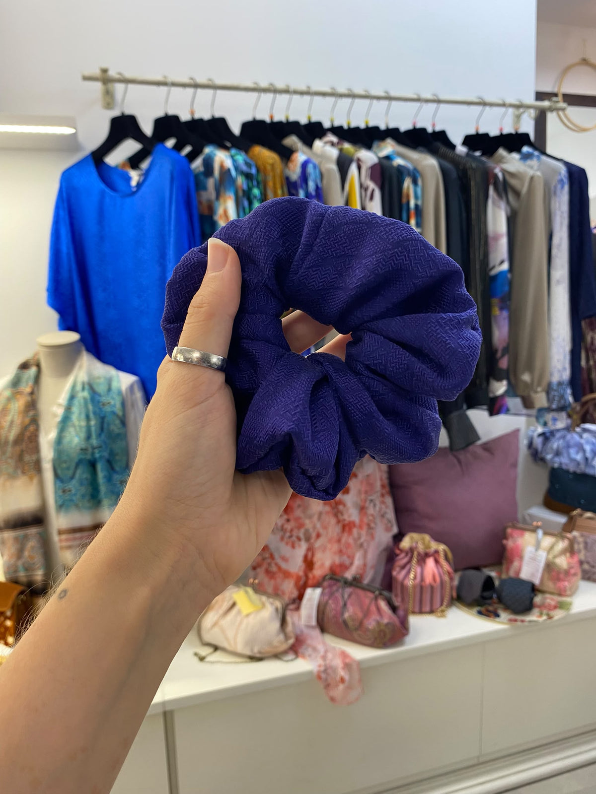 Scrunchies Pura Seta Viola scuro